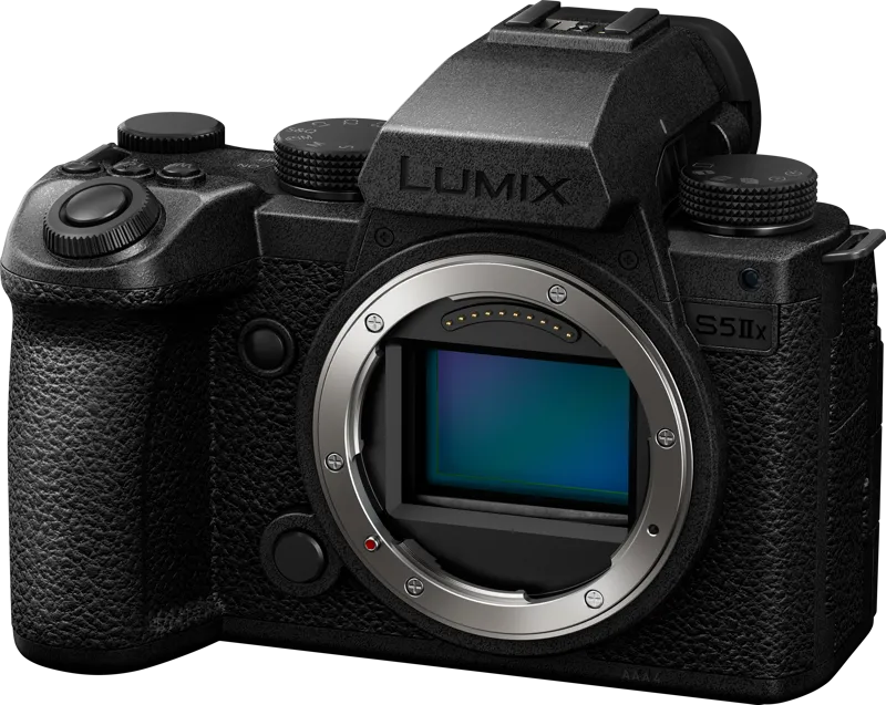 Panasonic Lumix S5M2X body