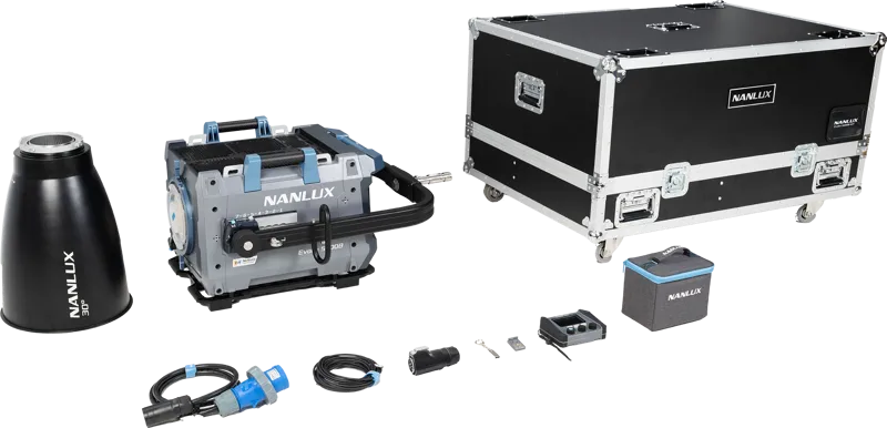 NANLUX Evoke 5000B Spot Light in Flight Case with 30° Reflector