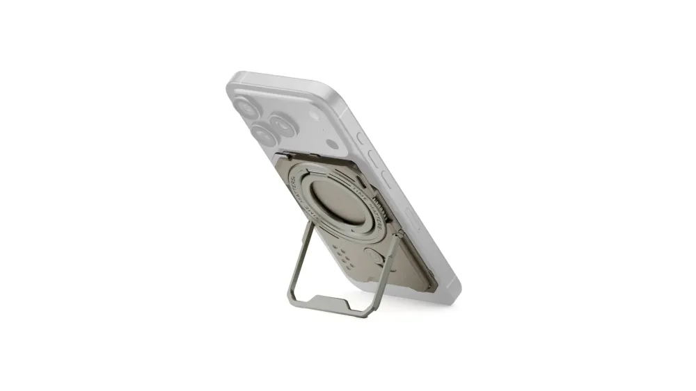 Tilta Khronos Multi-Functional Magnetic Backplate for iPhone 17 Pro - Beige