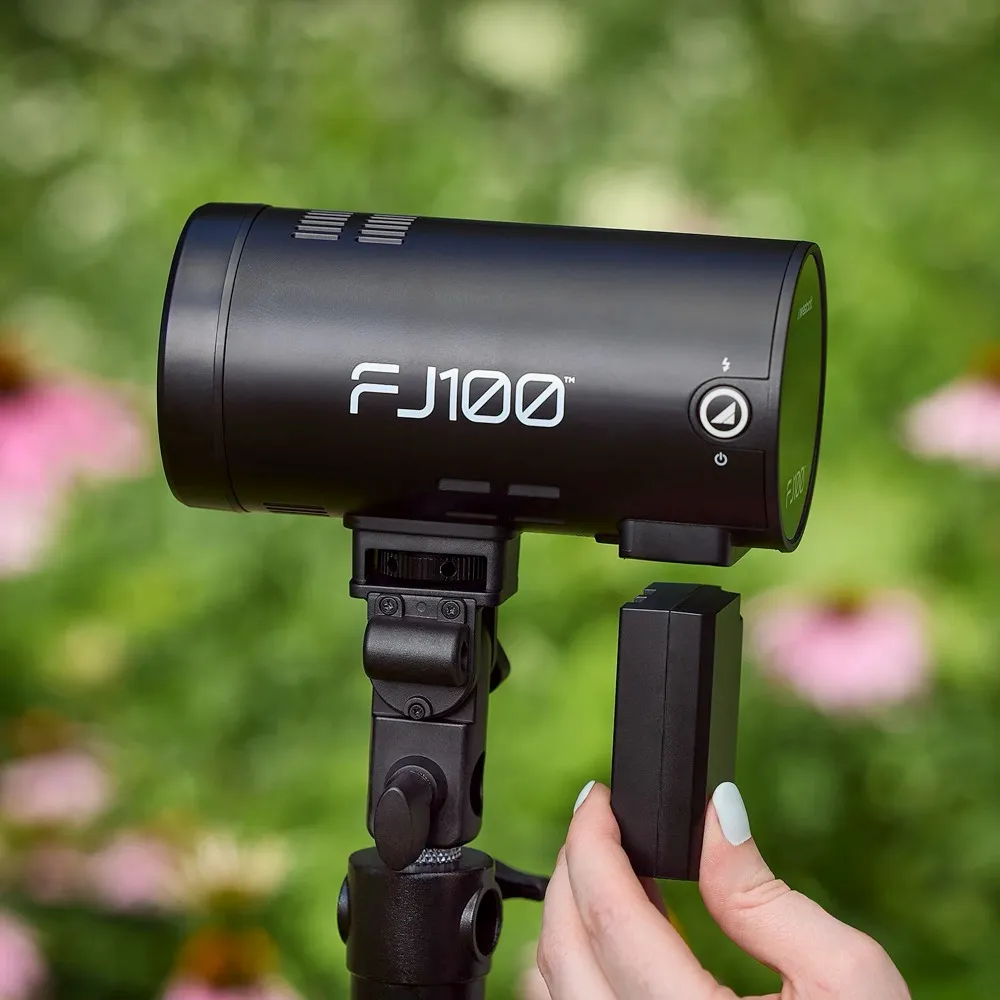 Westcott FJ100 Touchscreen Off Camera Strobe with FJ Mini AC/DC Battery (100Ws)