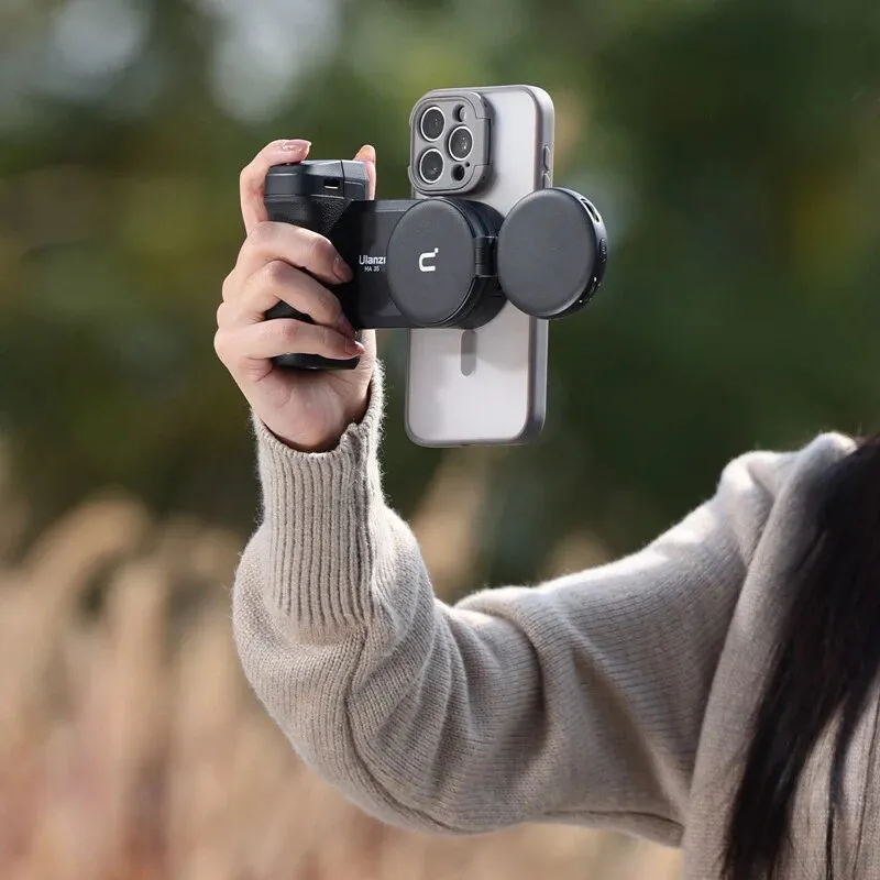 Ulanzi MA35 MagSafe Bluetooth Smartphone Camera Shutter and Grip  1