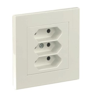 VÄGGUTTAG PLUS 3-V EURO VIT