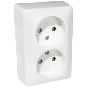 VÄGGUTTAG ELKO RS 2-V OJORD UTP