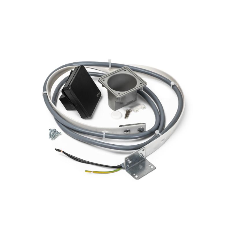 Macro Design Crown Eluttag IP44 Svart