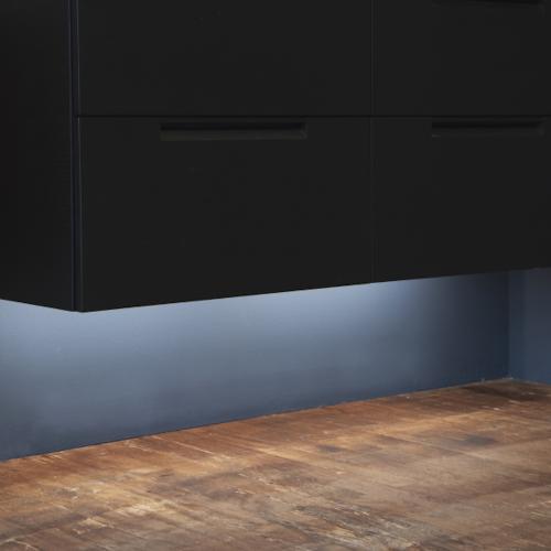 Macro Design Underskåpsbelysning 9W 230V IP21