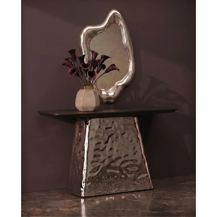 Konsolbord Caldera svart och silver, 138 cm, Svart/Silver, mått 76 x 138 x 38 cm, placerad i rumsmiljö