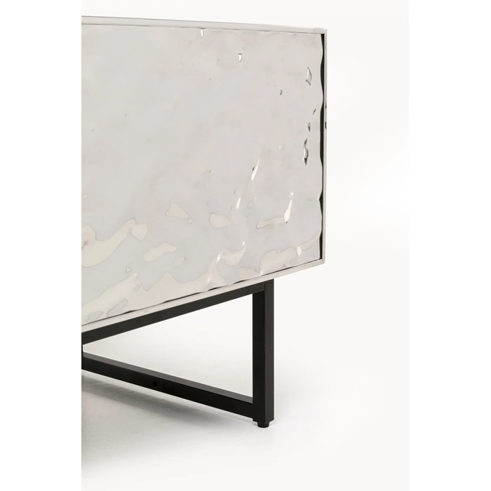 TV-bänk Carino, 150 x 50 cm, Silver/Svart, mått 50 x 151 x 39 cm, med fokus på ben och underrede