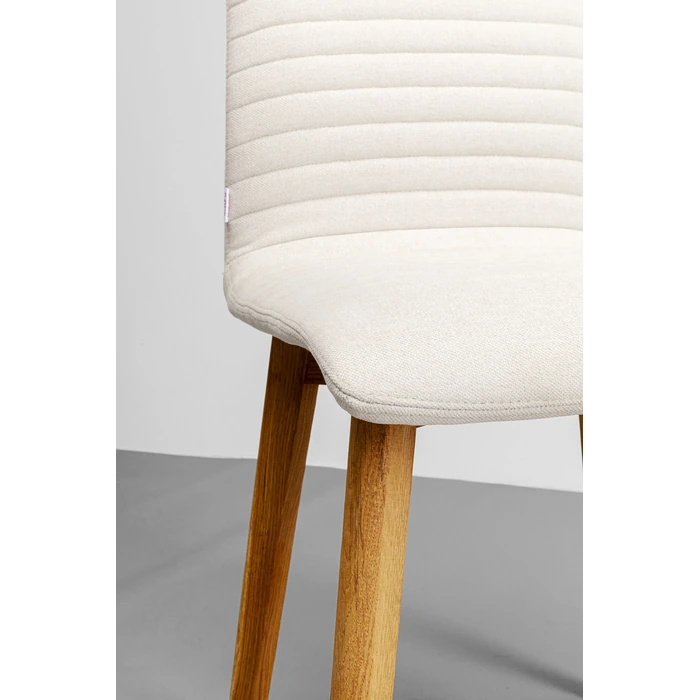 Stol Lara Ecru, Offwhite, mått 48 cm, med fokus på ben och underrede