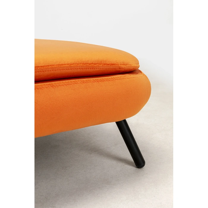 Hund- och kattbädd Diva orange, Flerfärgad/Orange, mått 47 x 84.5 x 54 cm, med fokus på ben och underrede