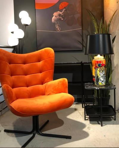 Snurrfåtölj Oscar - Sammet/Orange
