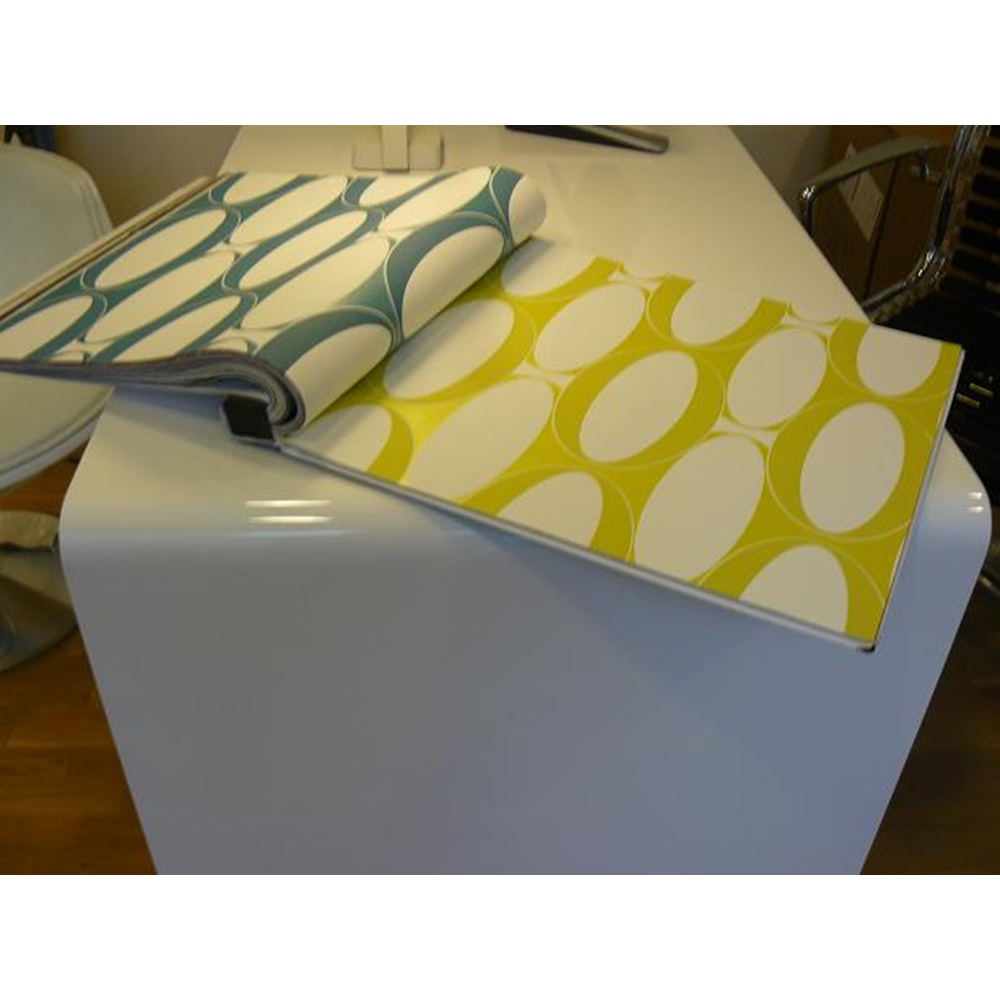 Skrivbord White Club 150 cm strömlinjeformat Skrivbord White Club 150 cm strömlinjeformat