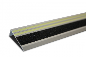 Efterlysande trappmarkering med halkskydd