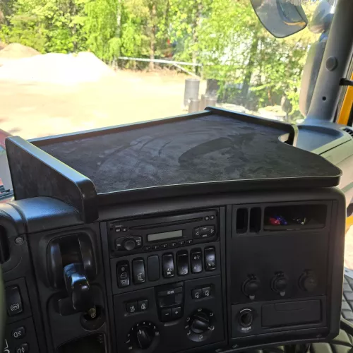 Centrerat bord Scania G/P/R -2008 Lång instrumentbräda Alcantara Svart