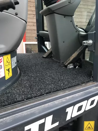 Schaeff - Terex - Yanmar Basic Svart/Grå