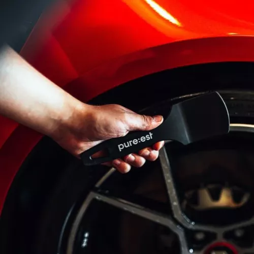 Däck och gummiborste