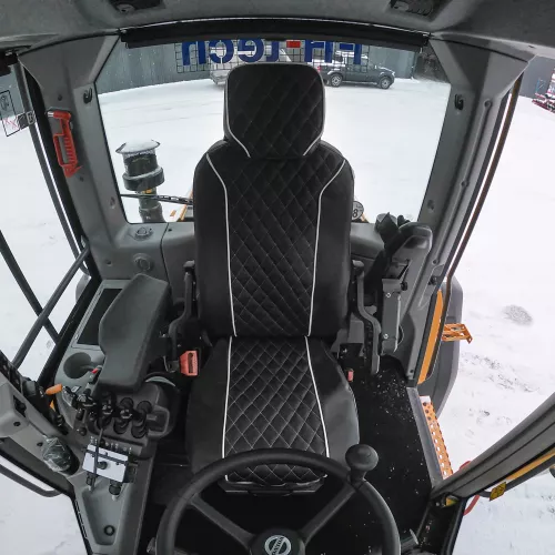 Stolsöverdrag: Volvo Lastmaskin L60H-L260H Svart/Gul Diamantmönster