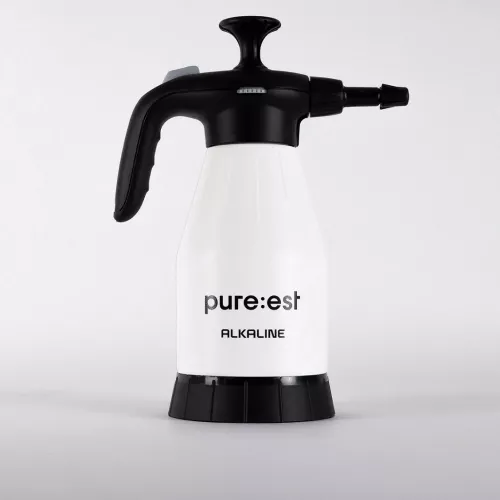 Tryckspruta för alkaliska medel