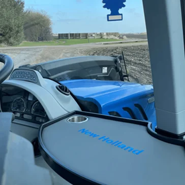 Cabtable New Holland T6