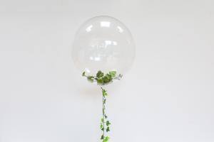 Plastväxt till ballonger