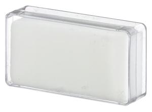 Salmiaksten omsluten av en praktisk och lätt plastdosa