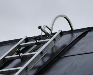 SO Steghållare sätter stegen på plats