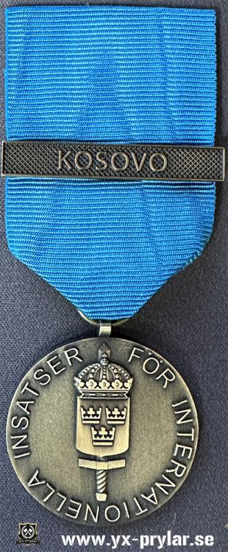 Försvarsmaktens medalj för internationella insatser i brons med bandspänne KOSOVO