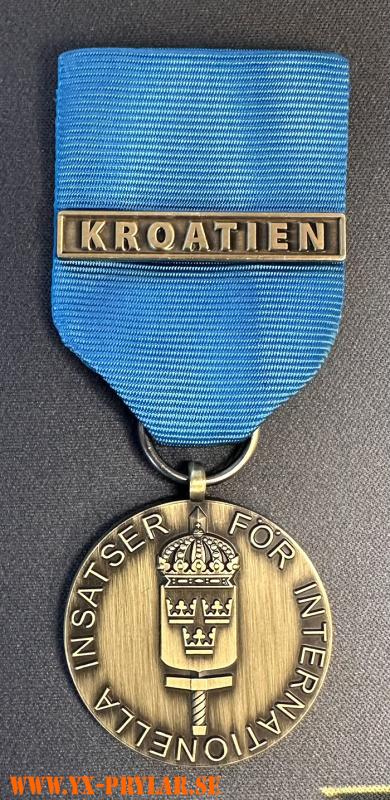 Försvarsmaktens medalj för internationella insatser i brons med bandspänne KROATIEN