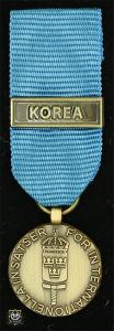 Försvarsmaktens medalj för internationella insatser i brons med bandspänne -KOREA-