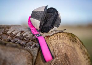 Joy of dog sport bungeesweetie xl ball wool pink-black *Förköp - få 10% rabatt