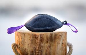 Joy of dog sport toughie tug toy leather lilac *Förköp - få 10% rabatt
