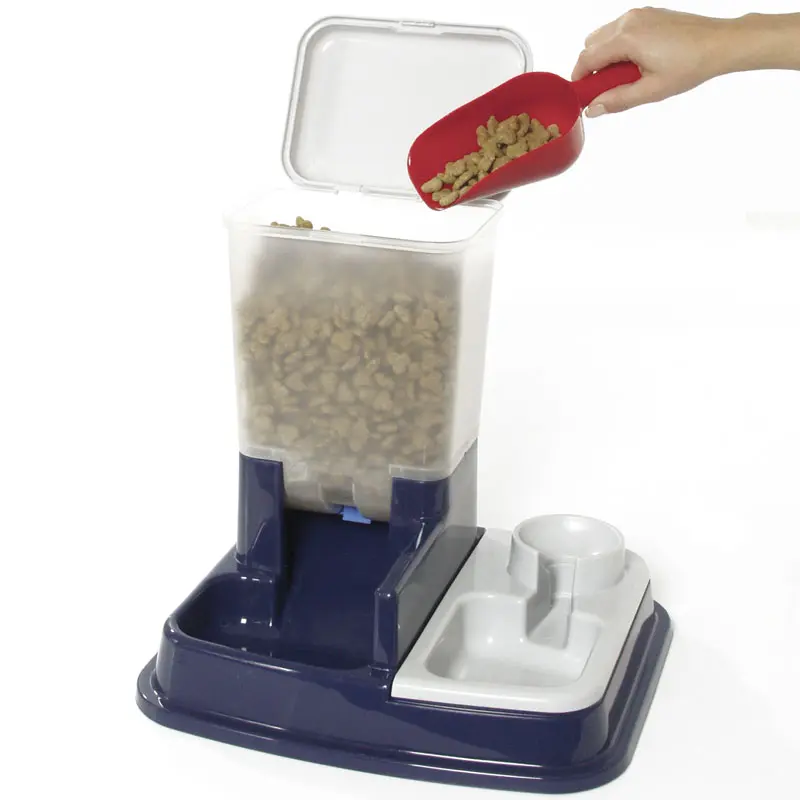 Foder och vattenautomat