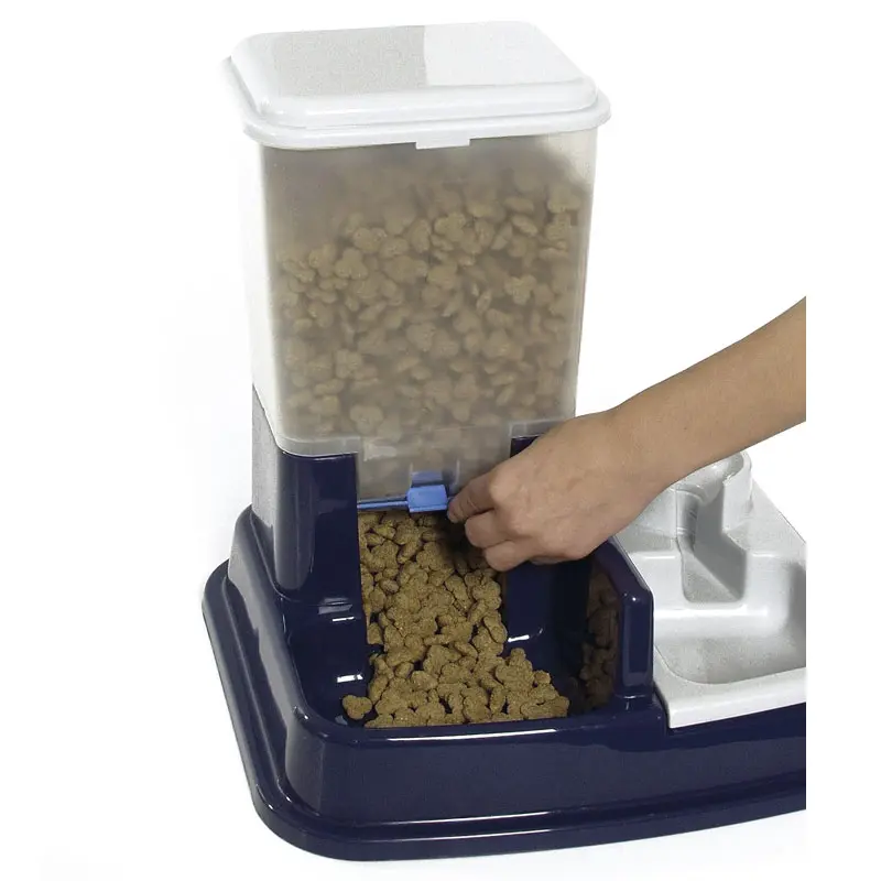 Vatten och foderautomat