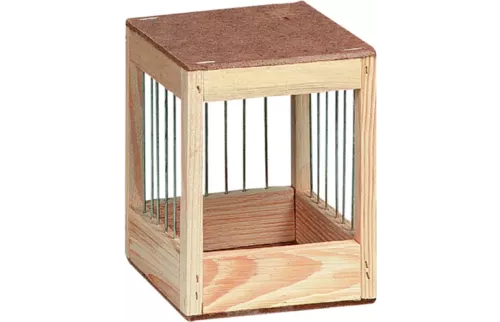 Träholk med galler