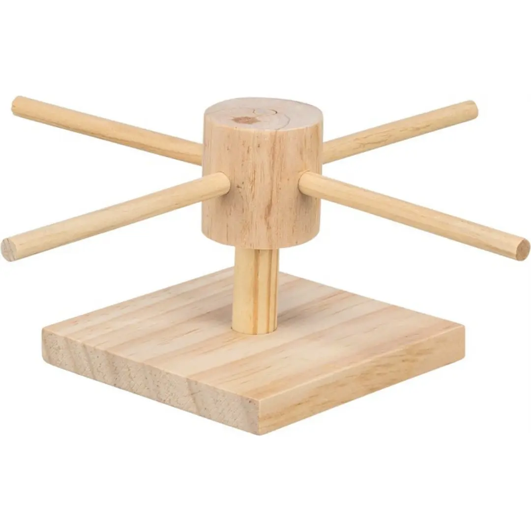 Roterande foderställ i trä