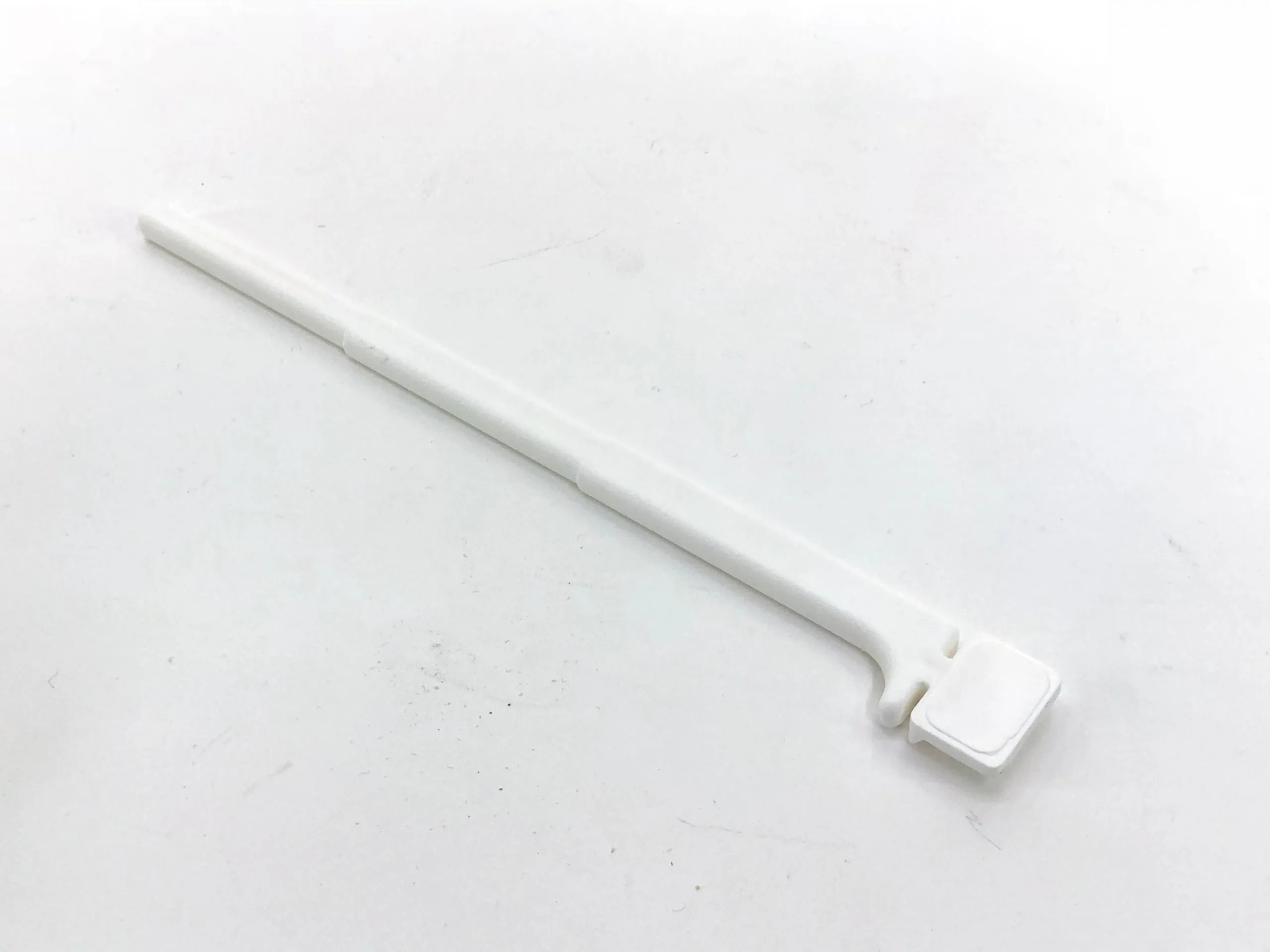 Sittpinne plast vit 23 cm – För undulater, finkar och kanariefåglar