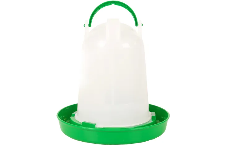 Super smart vattenautomat till kycklingar